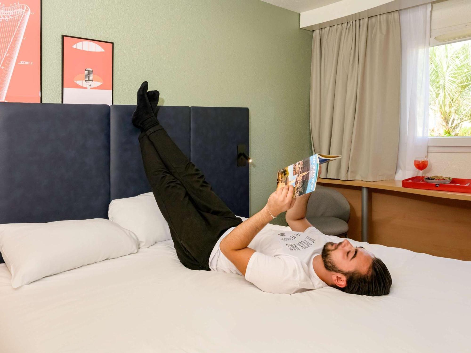 Hotel Ibis Aix En Provence Aix-en-Provence Esterno foto